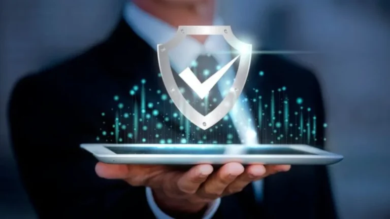Image showing a shield with a lock symbol, symbolizing cyber insurance coverage by Silverfort.